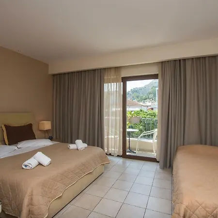 Hotel Dali 3*