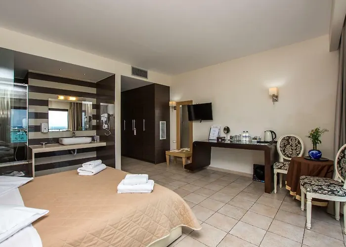 Dali מלון זקינטוס טאון